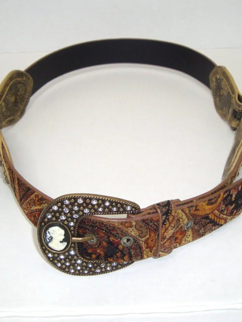 Statement Belt w/Studded Rhinestone Cameo Buckle Size XL